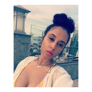 Meet your Posher, Alicia